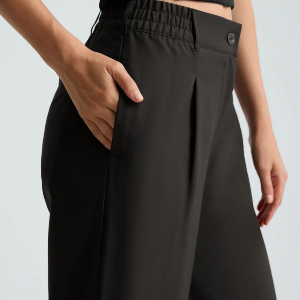 Beyond Yoga status wide leg trouser - Picture 2 of 9